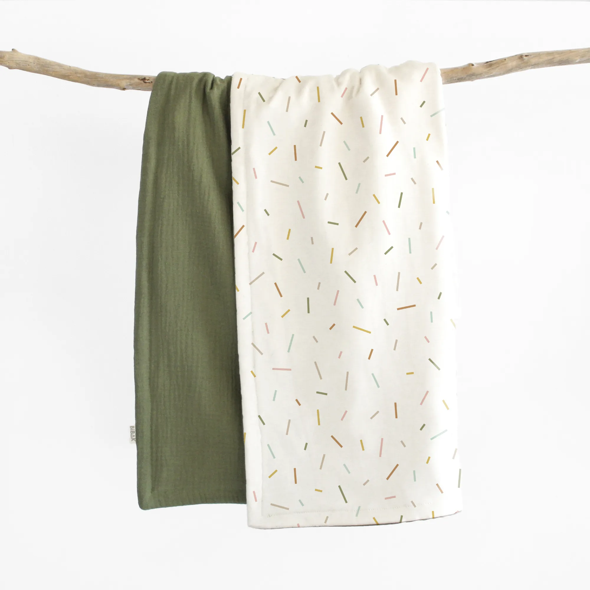 Manta de bebé Sticks – Oliva